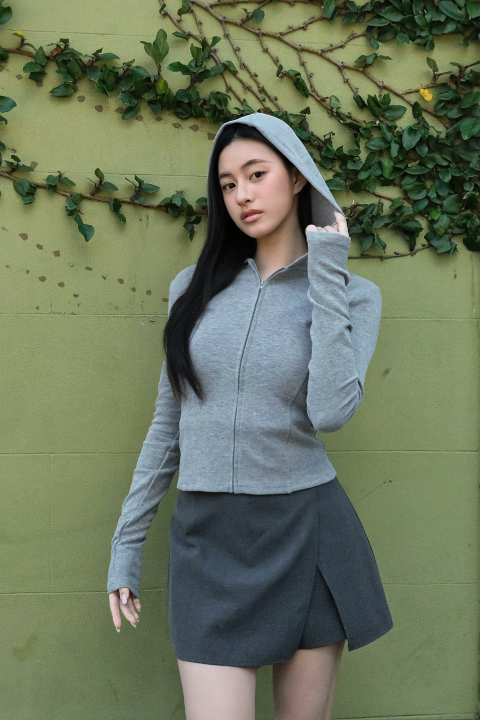 Contour Zip Hoodie