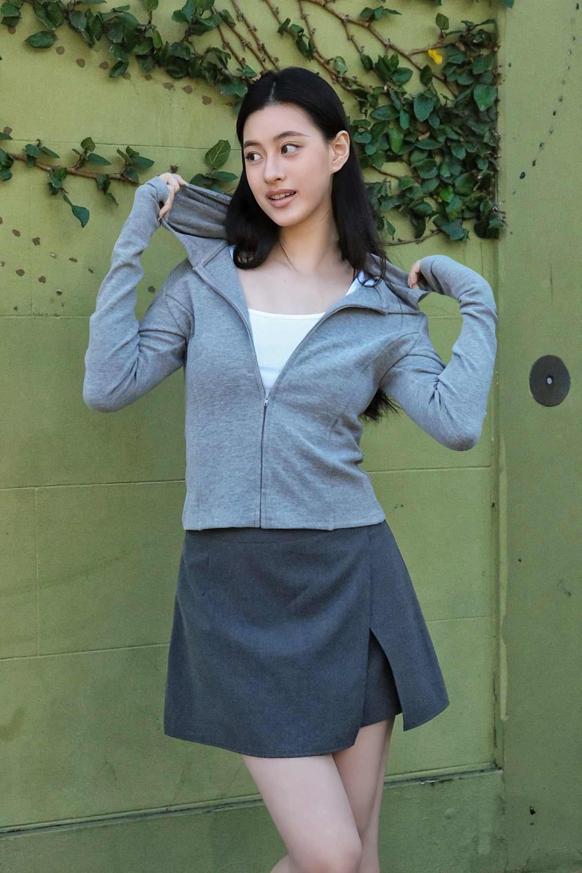 Contour Zip Hoodie