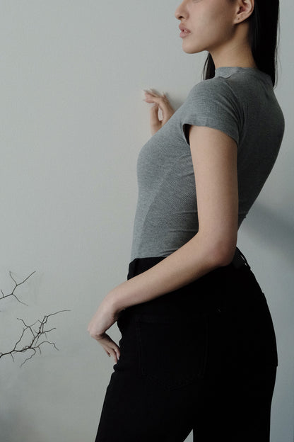 Elara Mock Neck Tee Gray