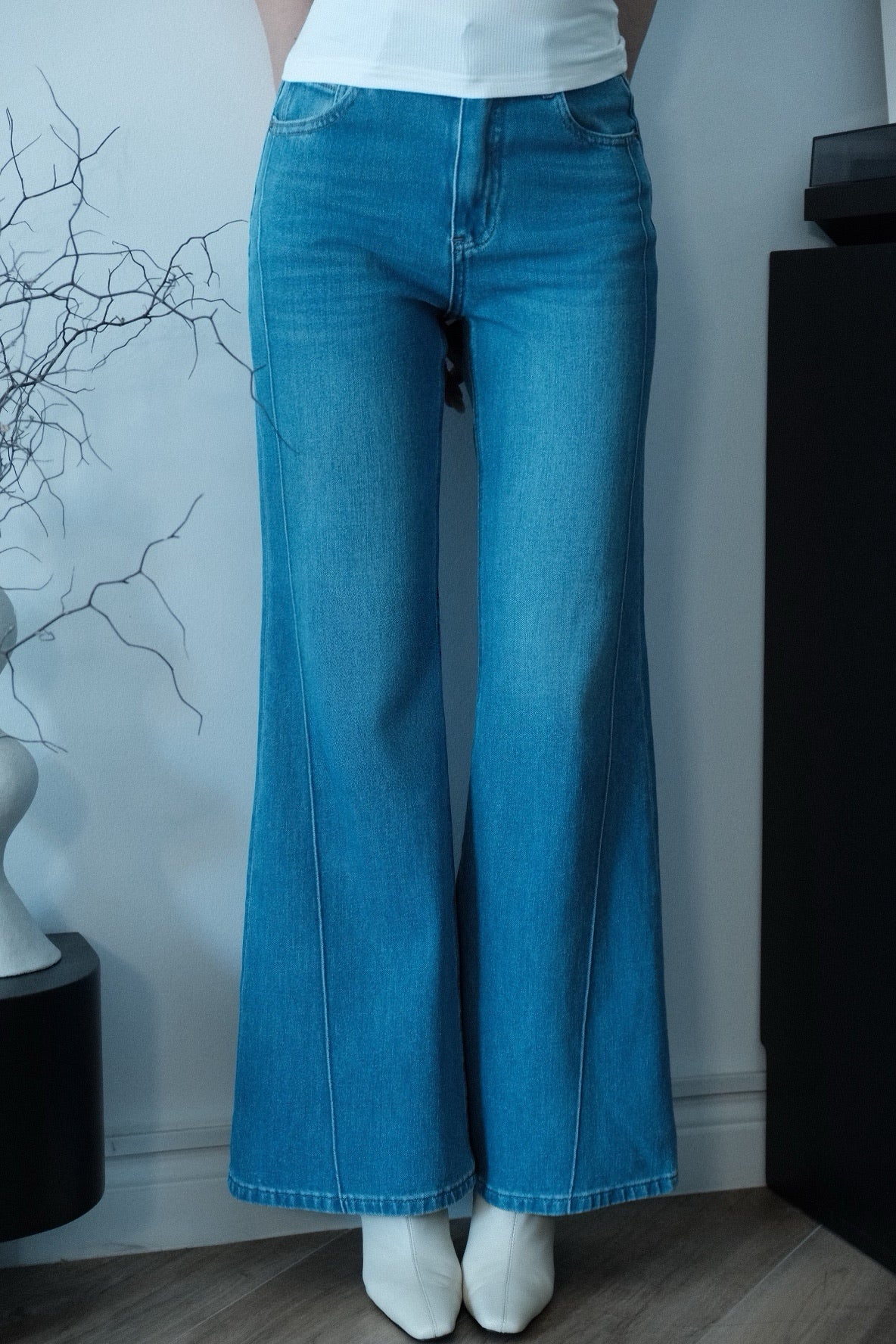 Cecilia Jeans Light Wash Blue